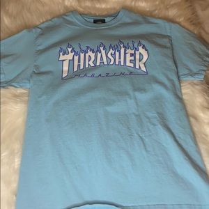 men’s light blue thrasher tee shirt